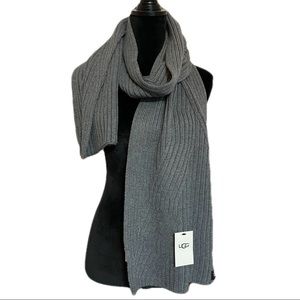 NWT UGG Ribbed Scarf